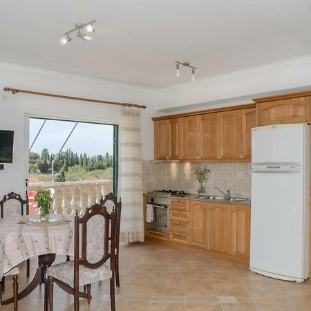 Modern Flat With Beautiful Views In South Of Corfu Lejlighed Lefkímmi Eksteriør billede
