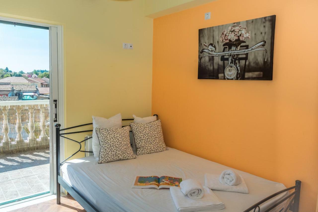 Modern Flat With Beautiful Views In South Of Corfu Lejlighed Lefkímmi Eksteriør billede